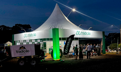 Portflio de produtos e servios da Tradio  destaque na Festa da Uva